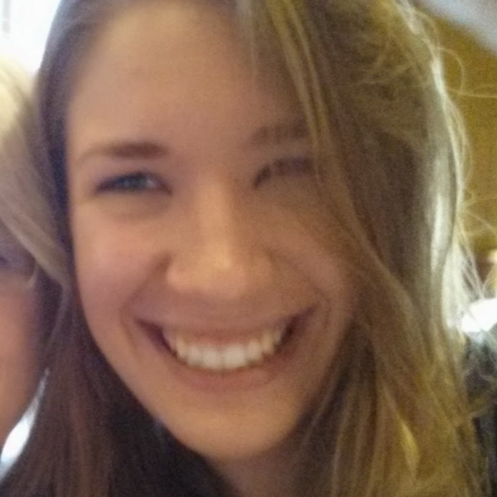 Meet your Posher, Alicia